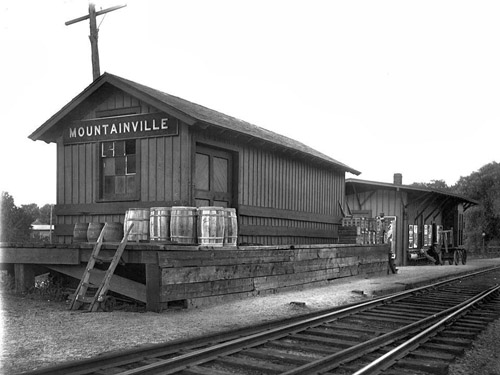 Mountainville Station - Erie Railroad